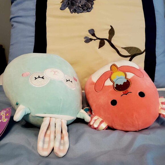 Squishmallows 2pc Lot Archie Axolotl 7.5" and Milly Llama 8" - Picture 5 of 6